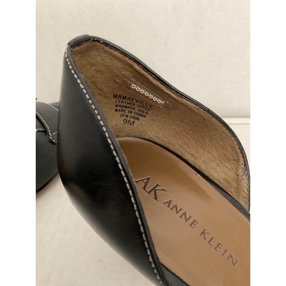 Anne Klein - AK - Mamayville - Black Leather Kitten Heels - 9M - Picture 7 of 11